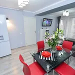 Cityscape Aparthotel